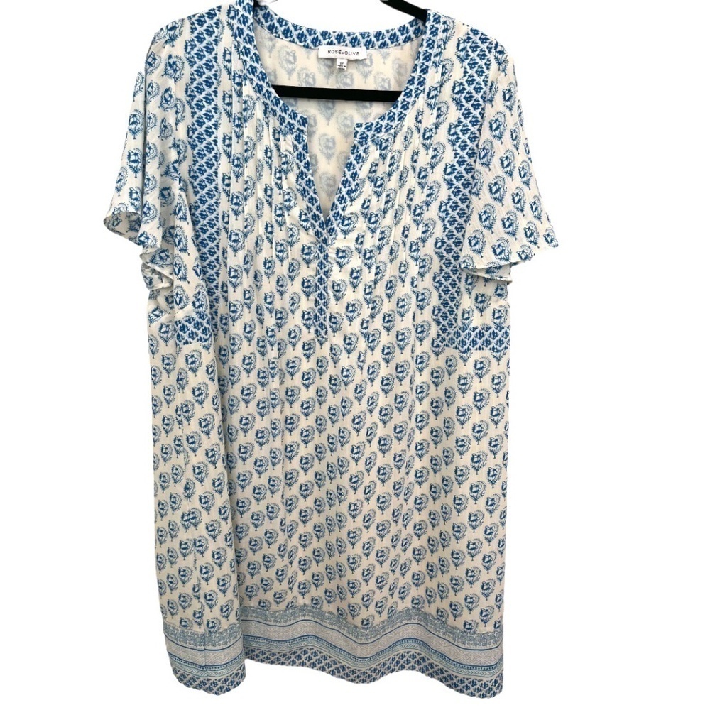 Rose + Olive Plus Size Flutter Sleeve V-Neck Blue White Sheath Dress Size 2X